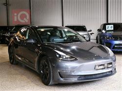 تسلا موديل 3